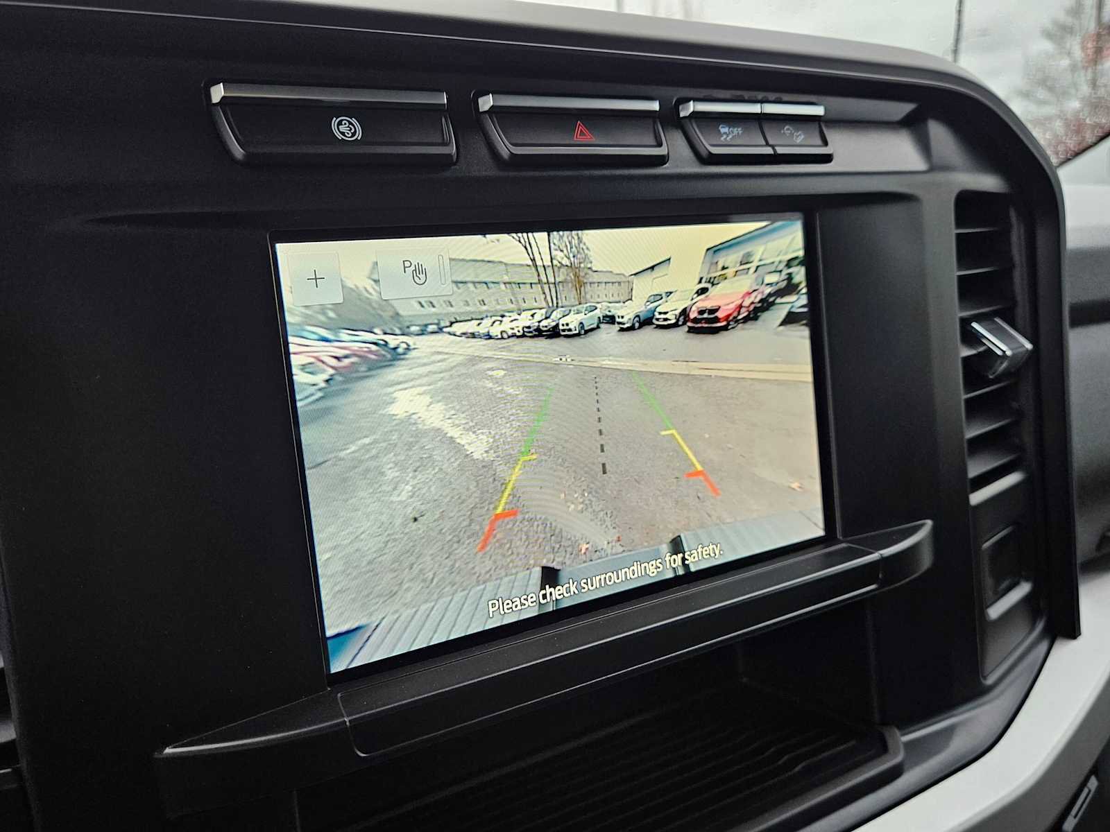 Used 2023 Ford F350 XLT w/ FX4 Off-Road Package image 28