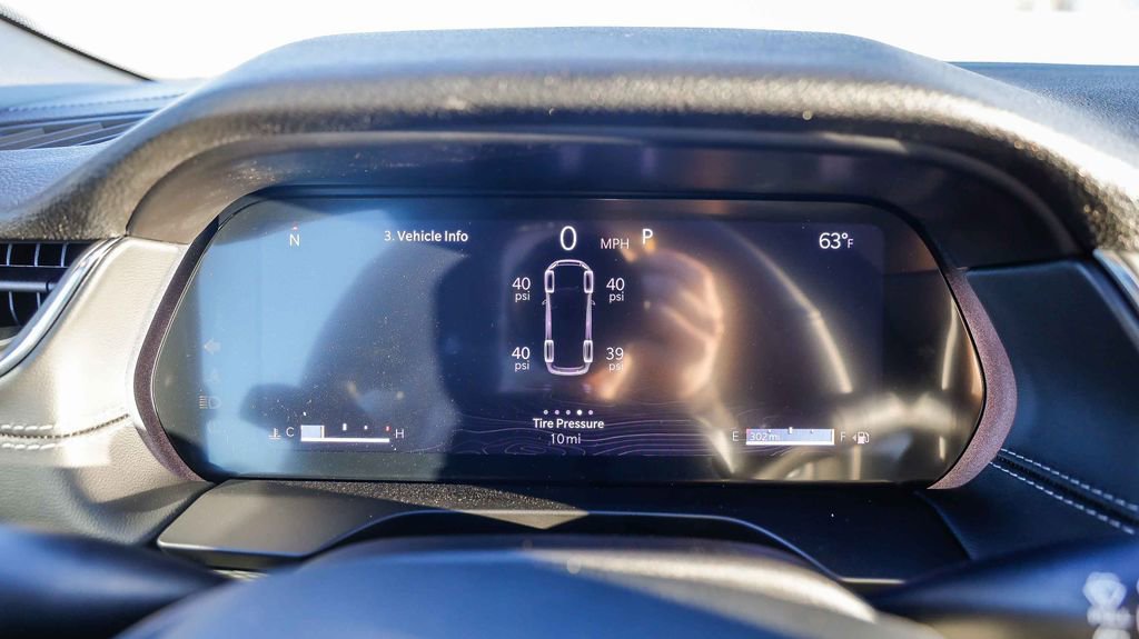 New 2025 Jeep Grand Cherokee L Altitude image 24