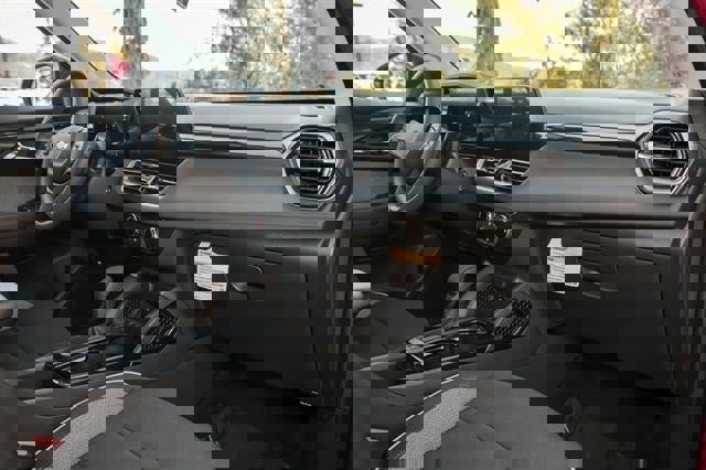 Used 2026 Chevrolet TrailBlazer LT w/ Driver Confidence Package image 35