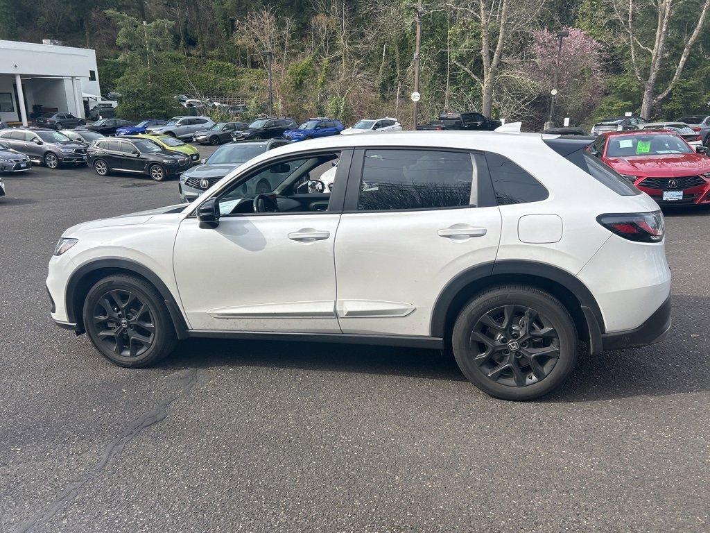 Used 2024 Honda HR-V Sport image 7