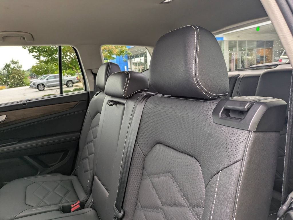 Used 2026 Volkswagen Atlas SE FWD image 27