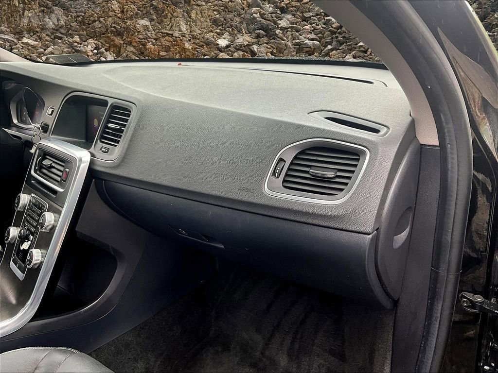 Used 2015 Volvo S60 T5 Premier image 15