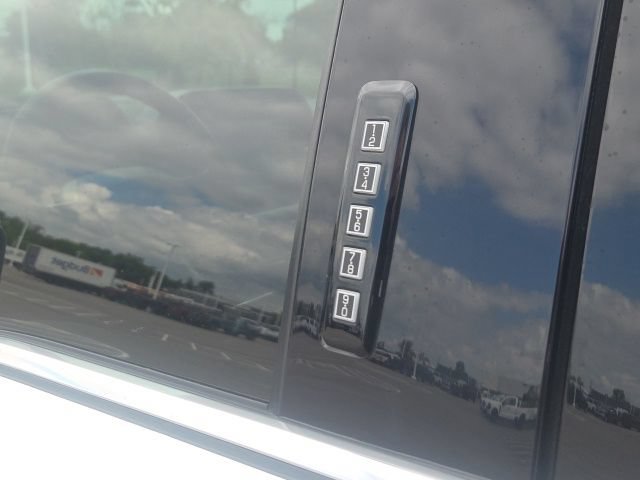 Used 2022 Ford F150 Lariat w/ Equipment Group 502A High AWD/4WD image 21