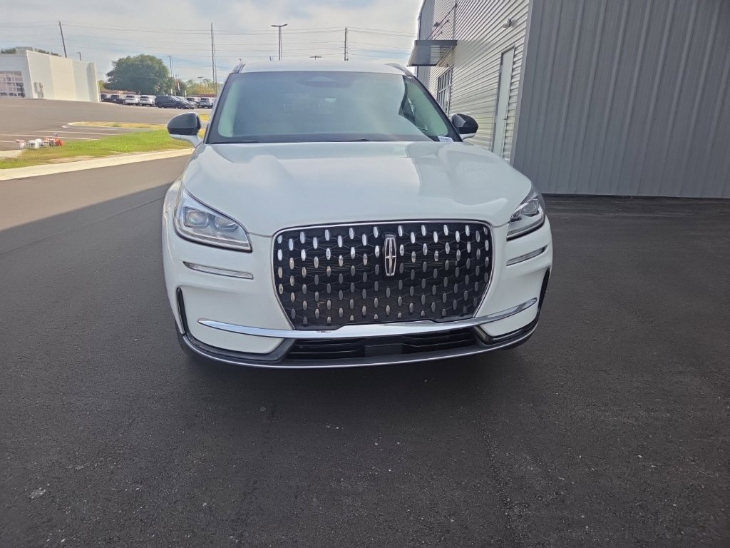Used 2024 Lincoln Corsair Reserve FWD image 3