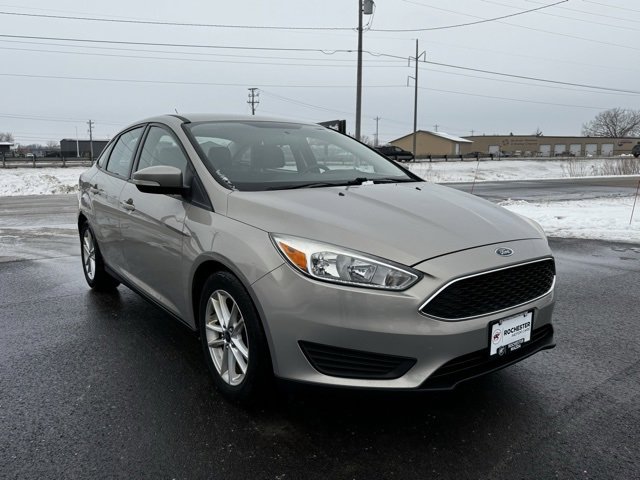 Used 2015 Ford Focus SE image 31