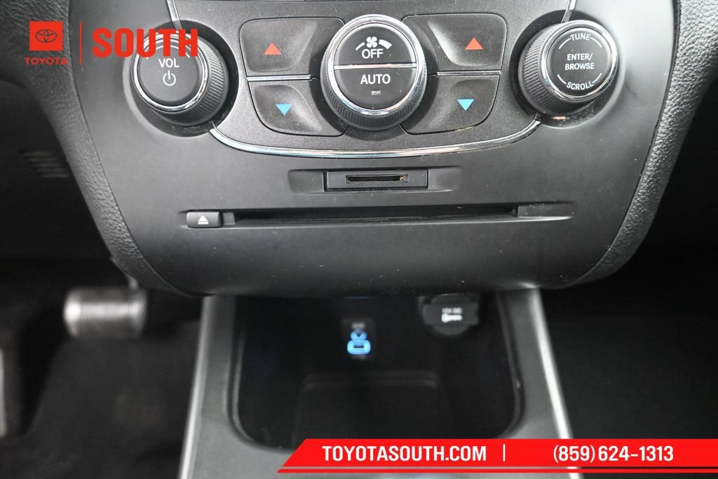 Used 2019 Dodge Journey SE FWD image 20