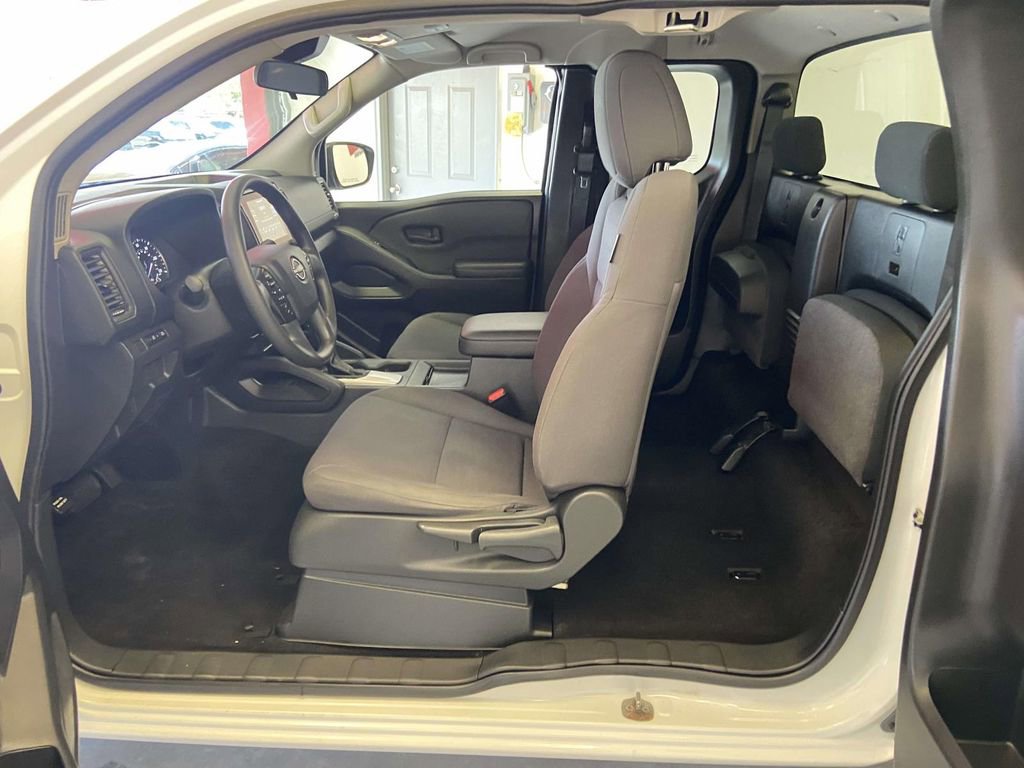 Used 2022 Nissan Frontier S image 12