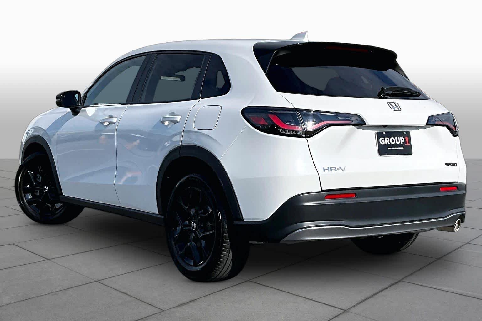Used 2024 Honda HR-V Sport image 12