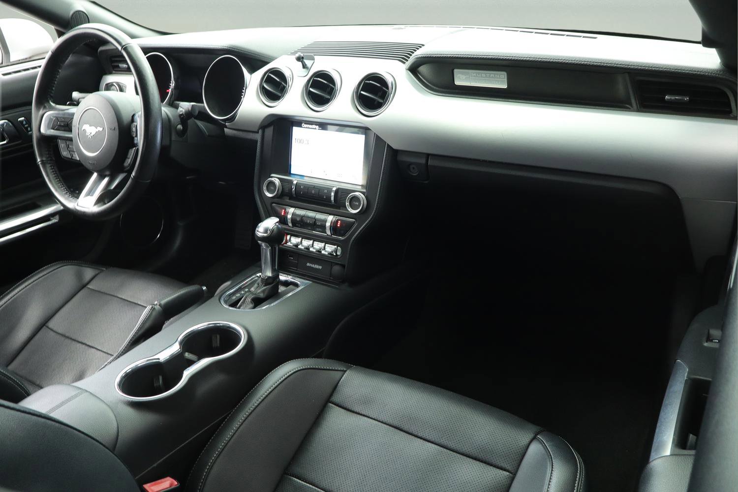 Used 2016 Ford Mustang Premium image 14