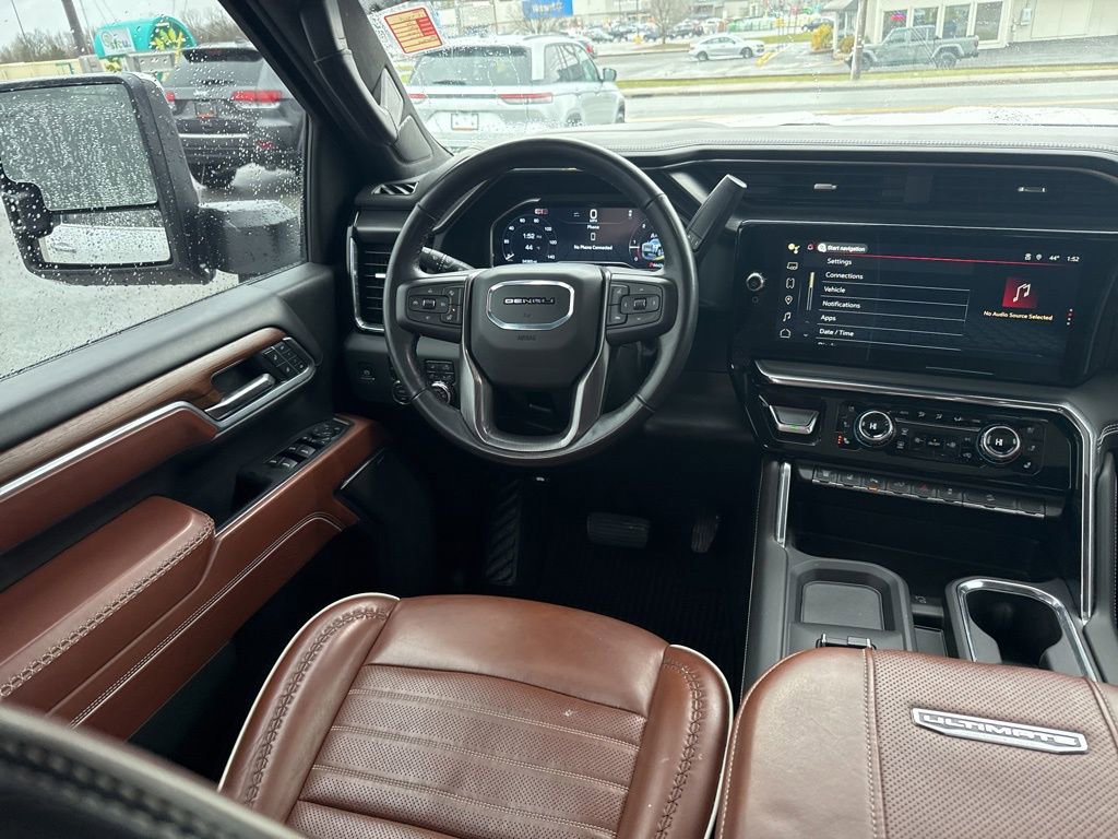 Used 2024 GMC Sierra 3500 Denali Ultimate image 11