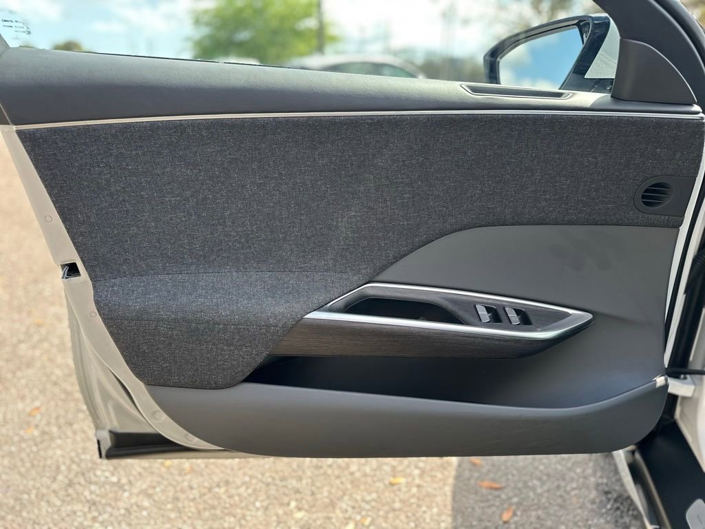 Used 2023 Lucid Air Pure image 27