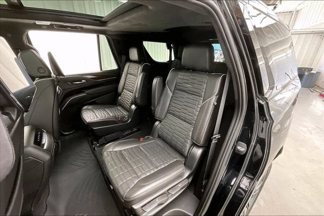 Used 2023 Cadillac Escalade Sport Platinum AWD/4WD image 20