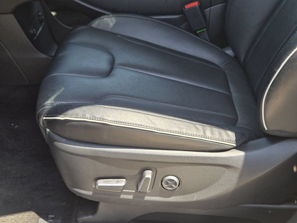 Used 2024 Hyundai Palisade SEL FWD image 29