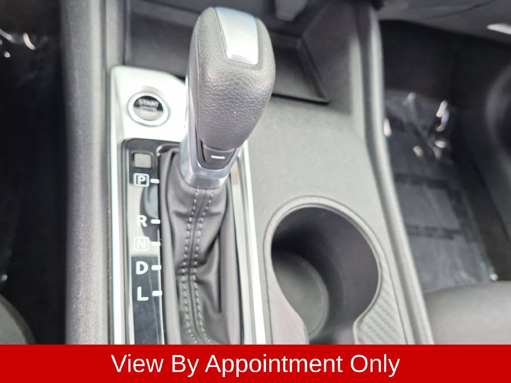 Used 2025 Nissan Altima 2.5 SV FWD image 19
