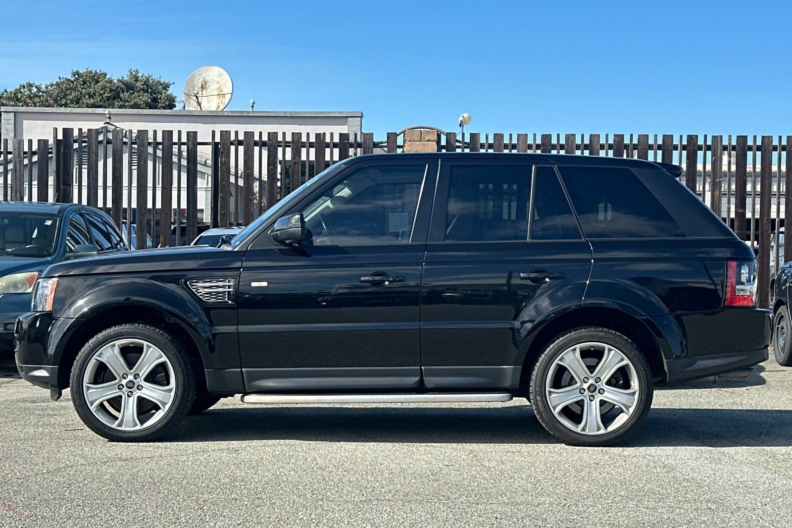 Used 2013 Land Rover Range Rover Sport HSE LUX image 7