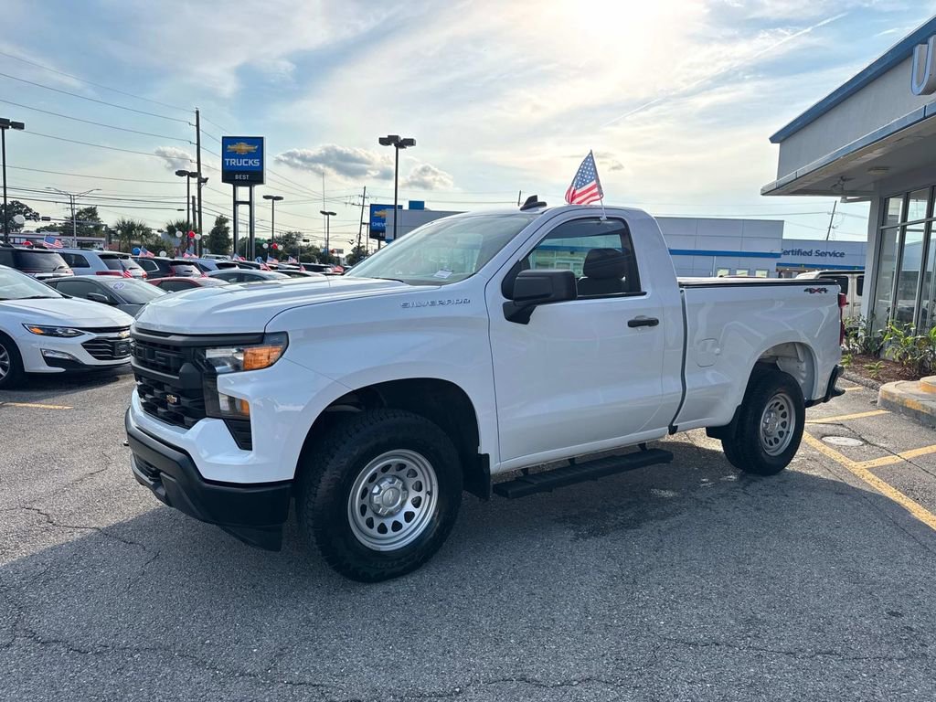 Used 2024 Chevrolet Silverado 1500 W/T image 4