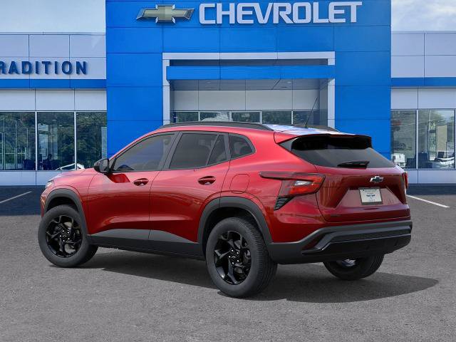 New 2026 Chevrolet Trax LT w/ Driver Confidence Package FWD image 3