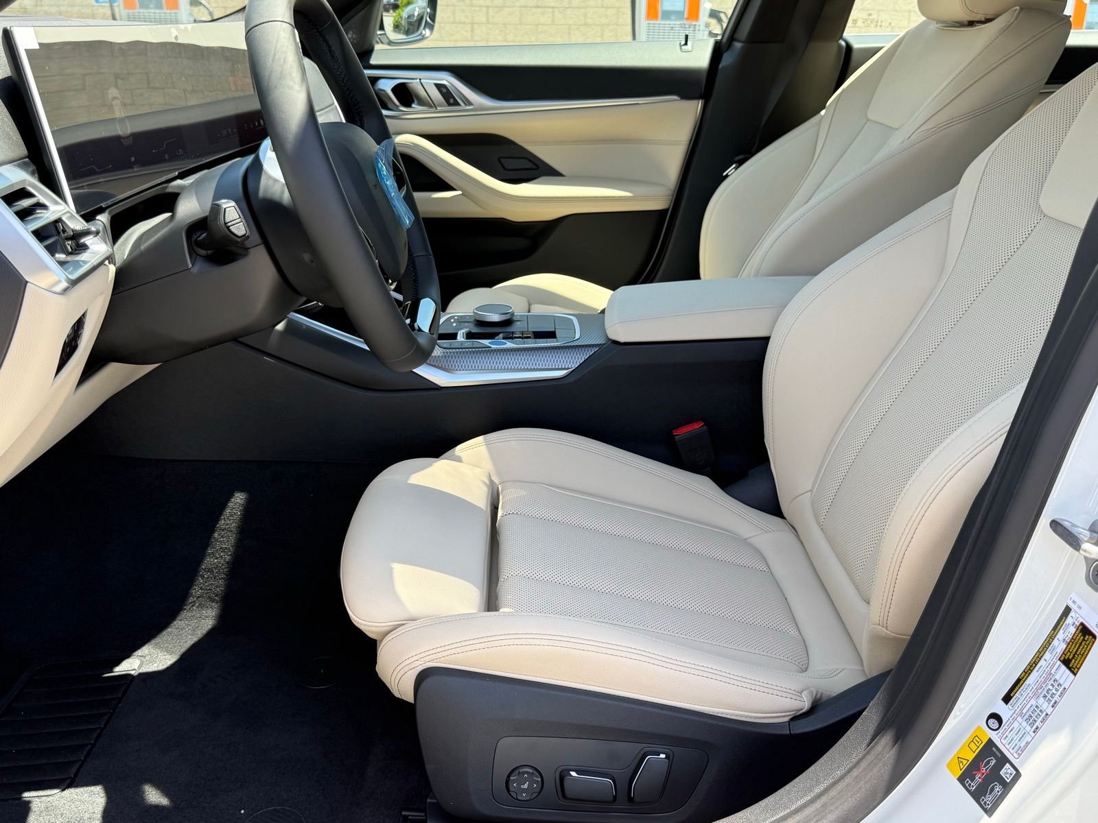 New 2026 BMW i4 eDrive40 w/ Premium Package RWD image 21