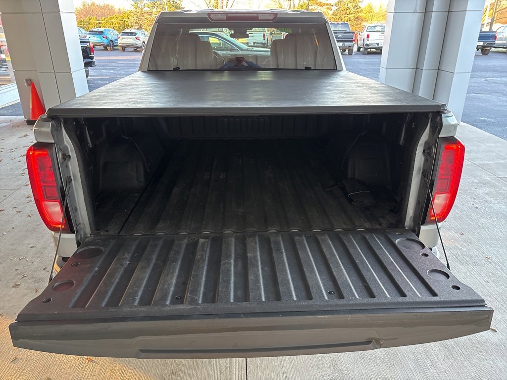 Used 2023 GMC Sierra 1500 Elevation image 5