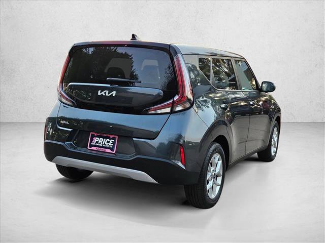 Used 2025 Kia Soul LX w/ LX Technology Package image 5