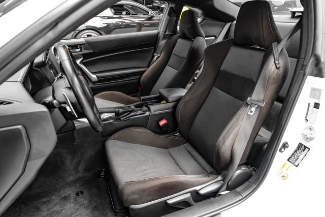 Used 2020 Toyota 86 RWD image 31