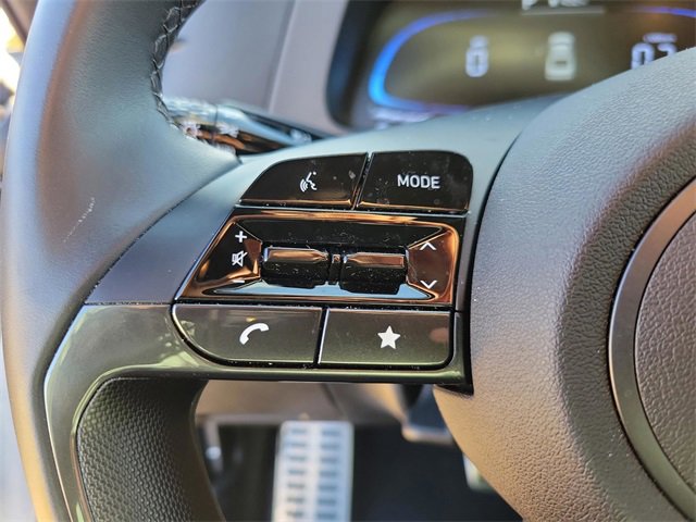 Used 2025 Hyundai Elantra Sport image 18