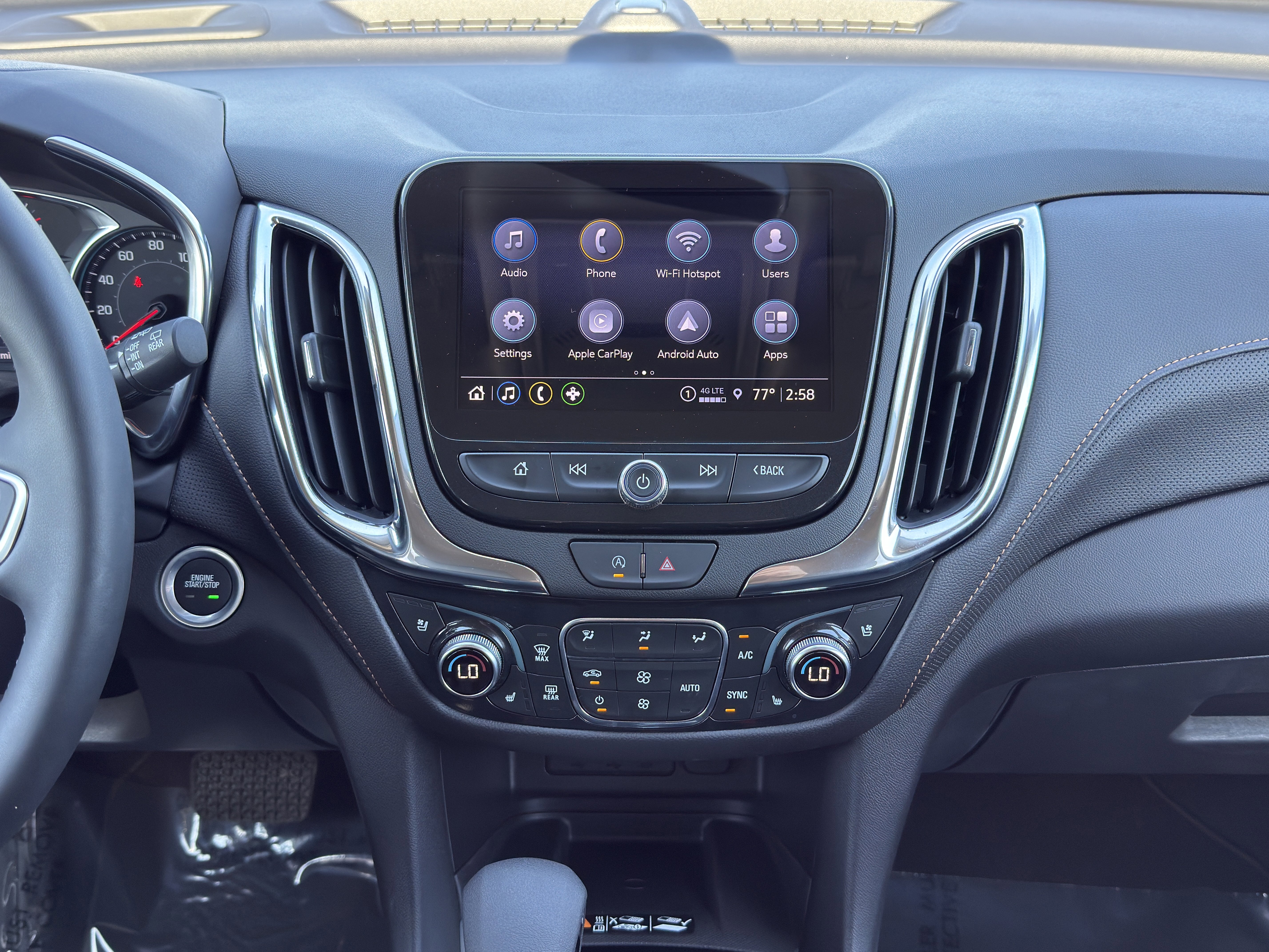 Used 2024 Chevrolet Equinox Premier image 33