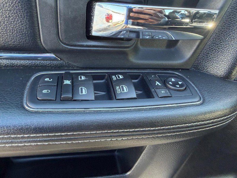 Used 2015 RAM 1500 Sport w/ Comfort Group AWD/4WD image 17