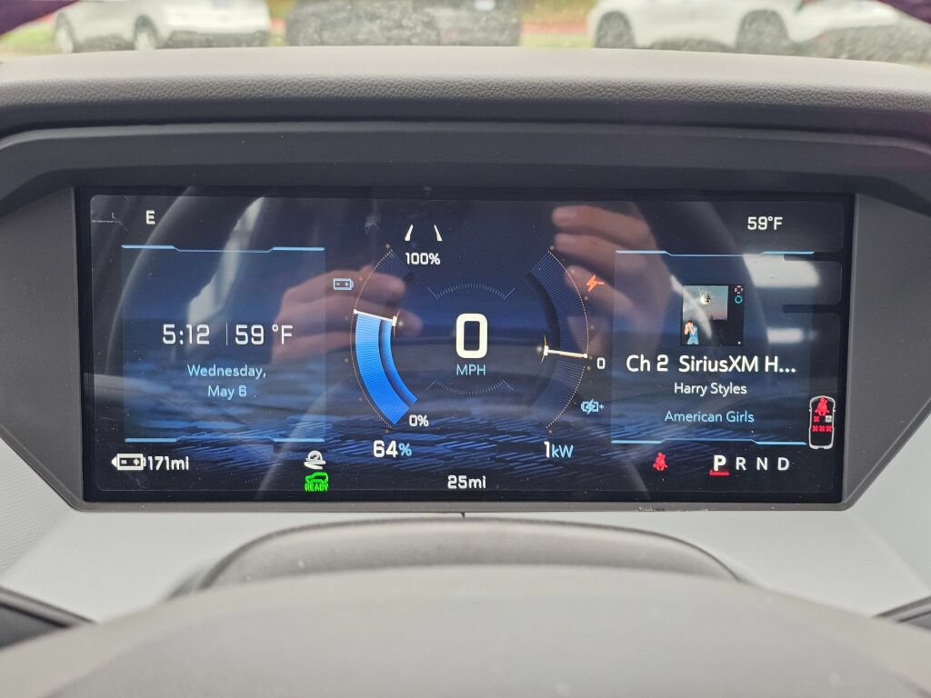New 2027 Chevrolet Bolt LT w/ Comfort Package FWD image 12