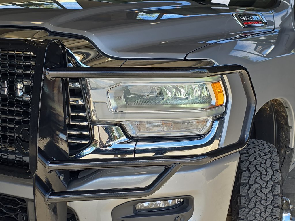 Used 2023 RAM 3500 Laramie AWD/4WD image 31