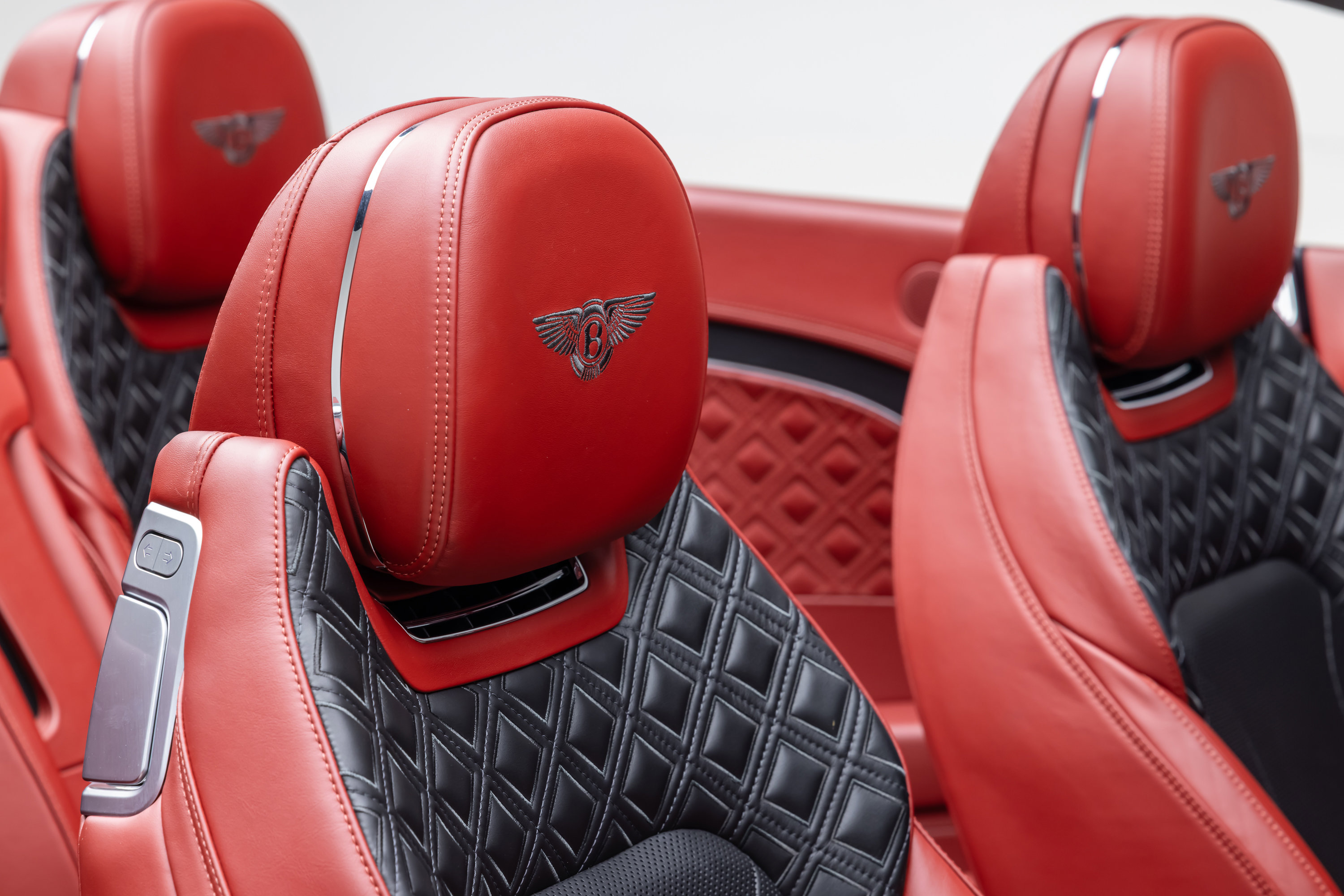 Used 2020 Bentley Continental GT image 45