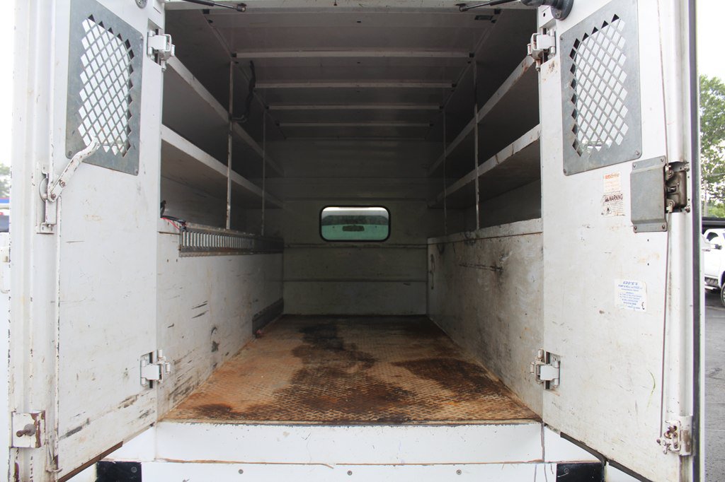 Used 2014 Ford F550 4x4 Regular Cab Super Duty image 33