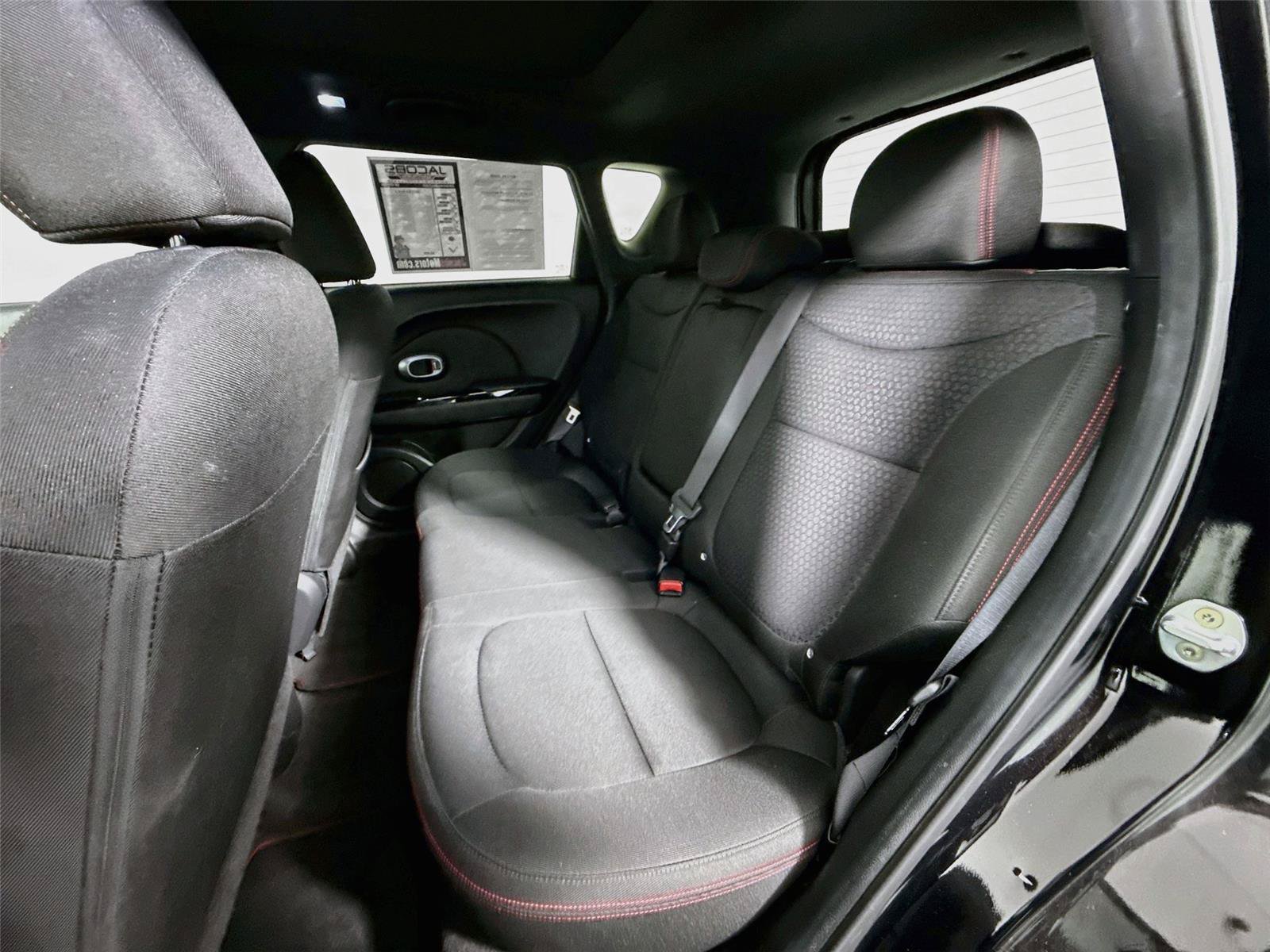 Used 2015 Kia Soul + FWD image 10