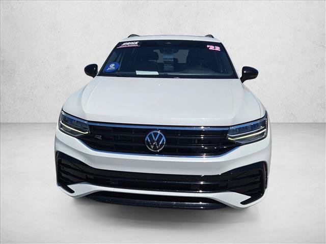 Used 2022 Volkswagen Tiguan SE R-Line AWD/4WD image 2