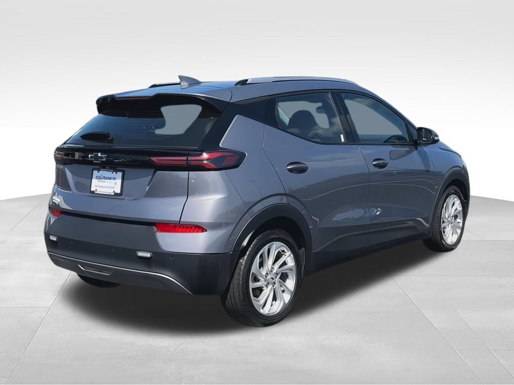 Used 2023 Chevrolet Bolt EUV LT w/ Driver Confidence Package FWD image 8