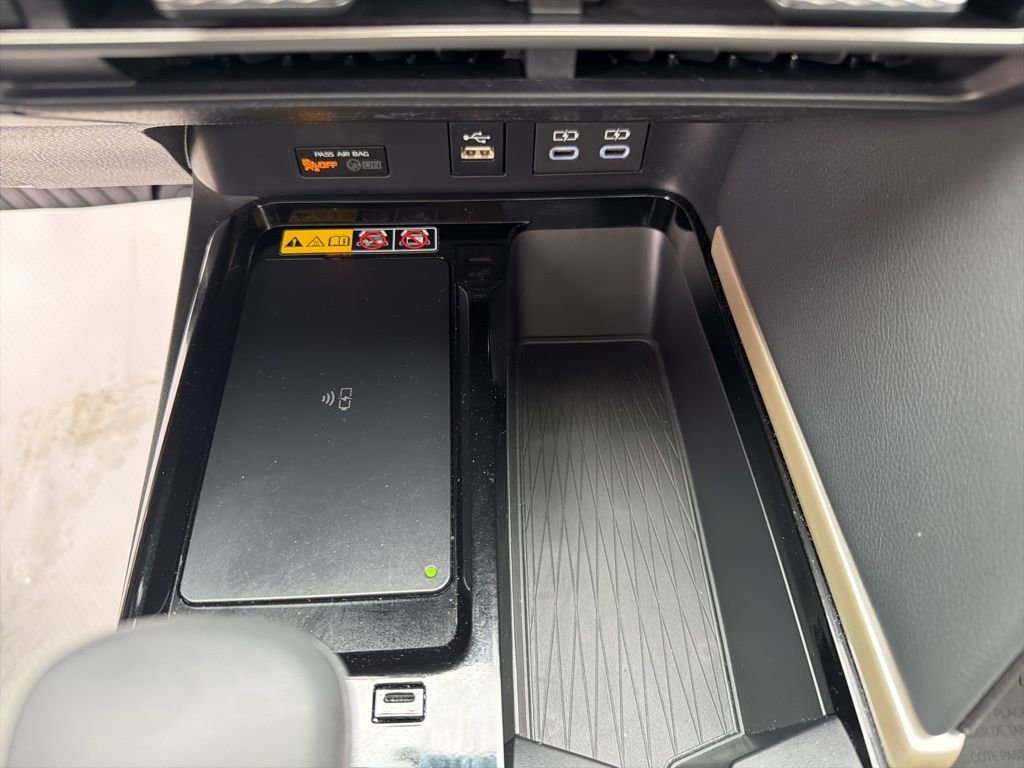 Used 2026 Toyota Camry XSE w/ Premium Plus Package image 19