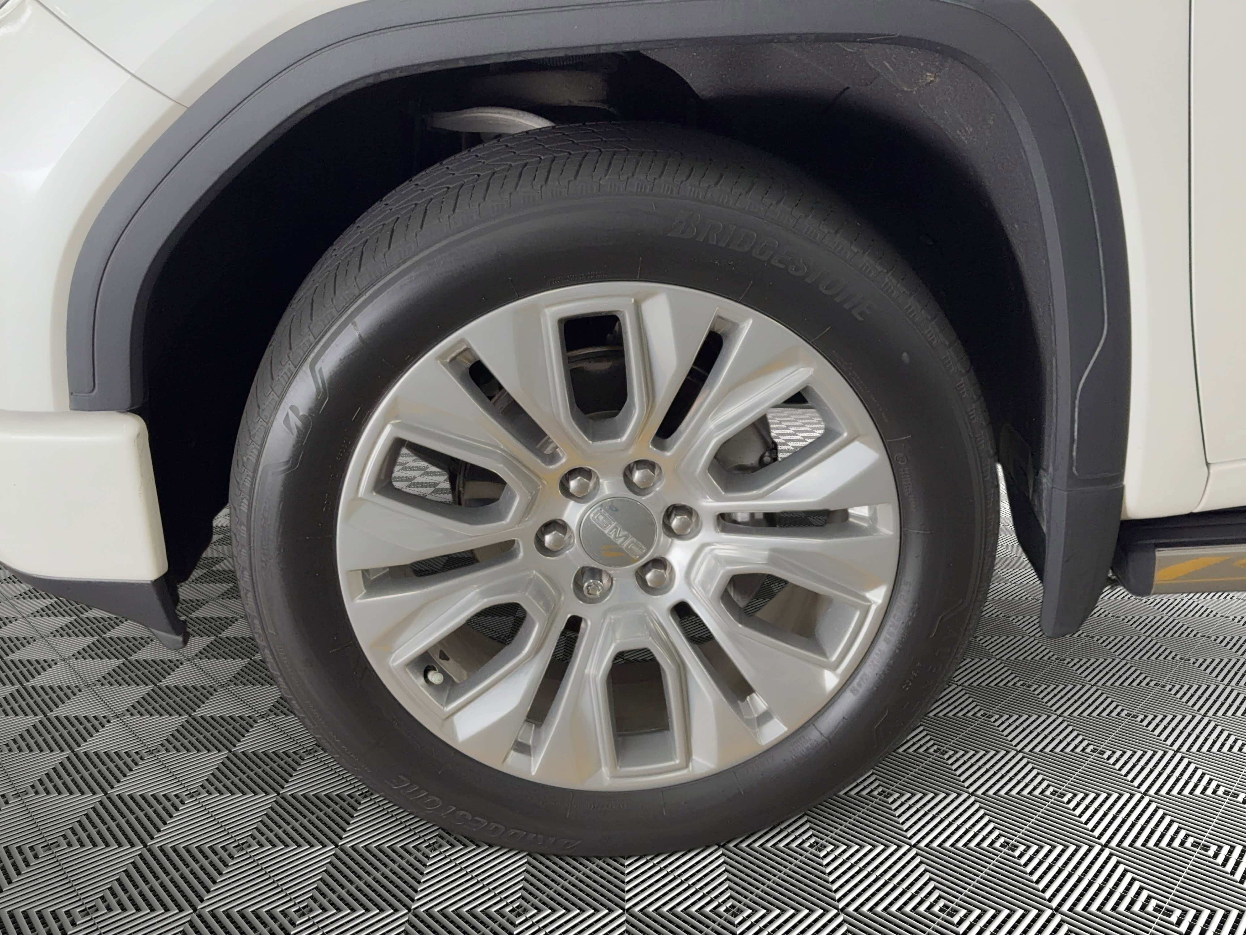 Used 2020 GMC Sierra 1500 Denali w/ Denali Ultimate Package image 12