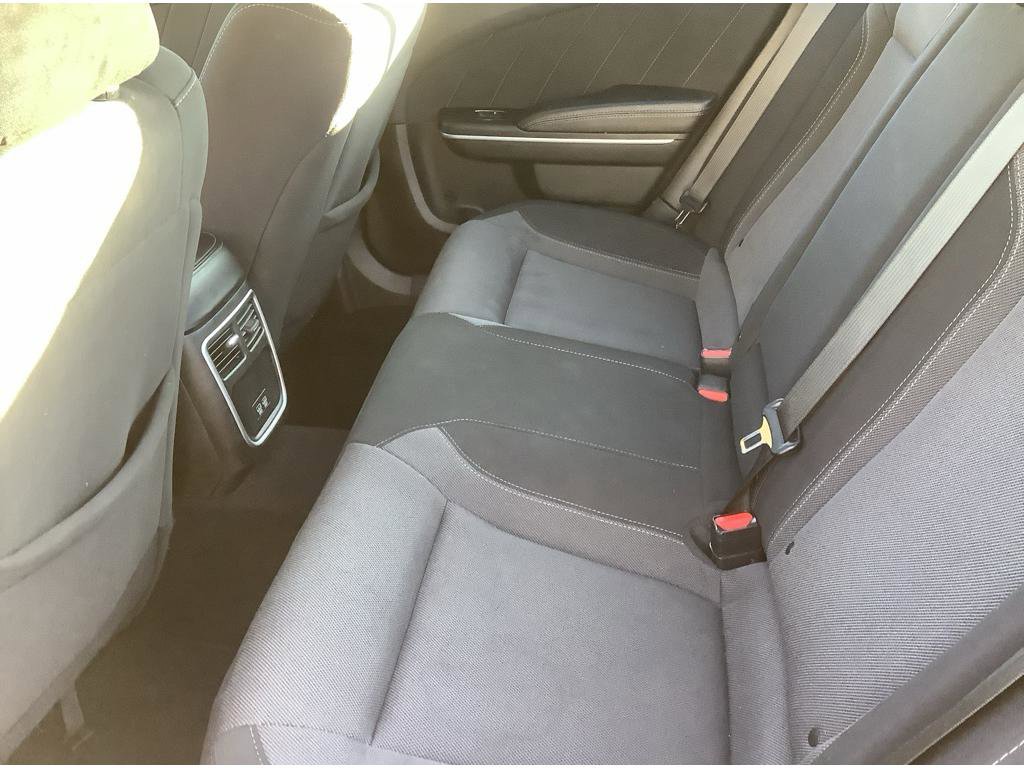 Used 2022 Dodge Charger SXT image 9
