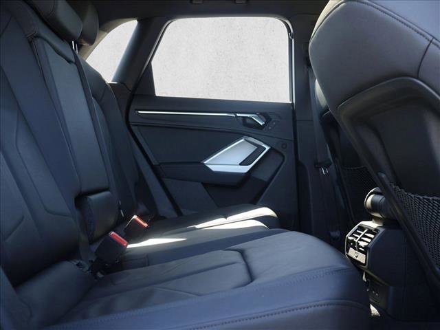 Used 2019 Audi Q3 2.0T Premium Plus image 27