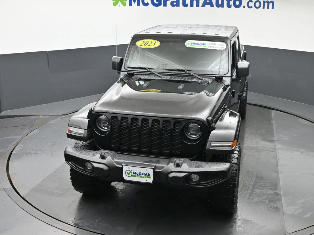 Used 2023 Jeep Gladiator Willys image 23