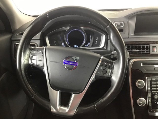 Used 2016 Volvo XC70 T5 Platinum w/ Climate Package image 11