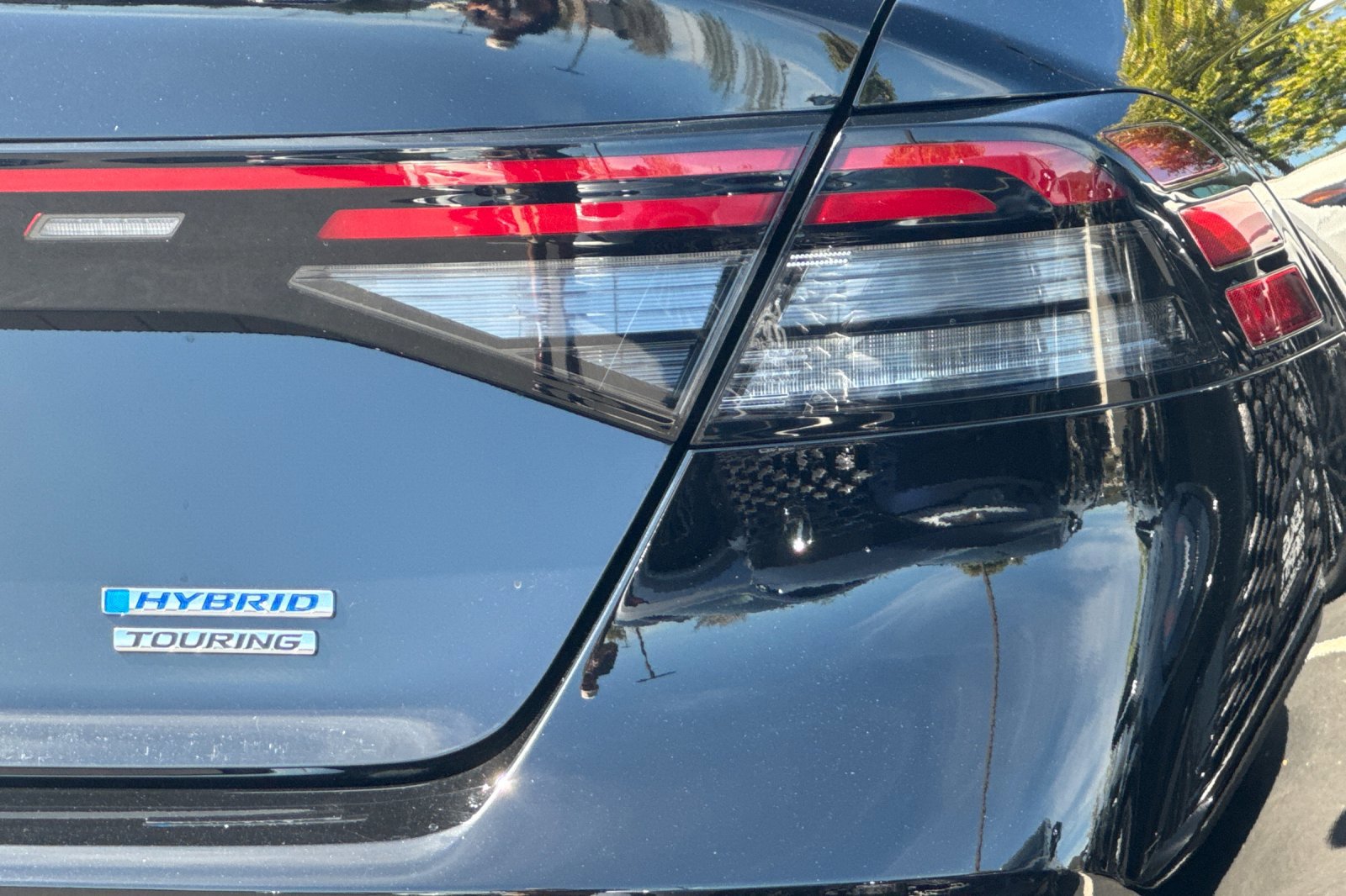 Used 2023 Honda Accord Touring image 12