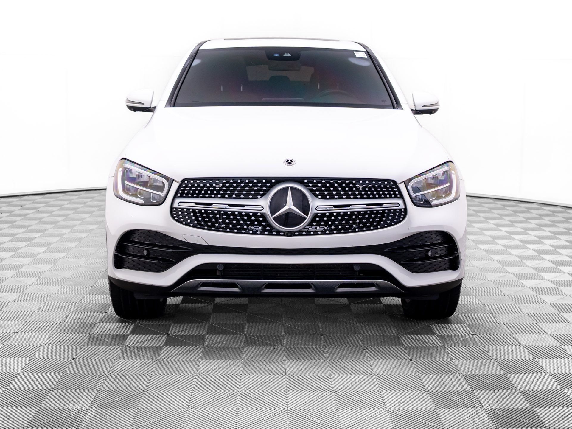 Used 2022 Mercedes-Benz GLC 300 4MATIC Coupe image 8