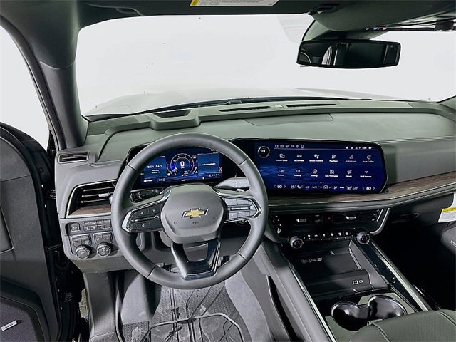 New 2026 Chevrolet Suburban Premier image 16