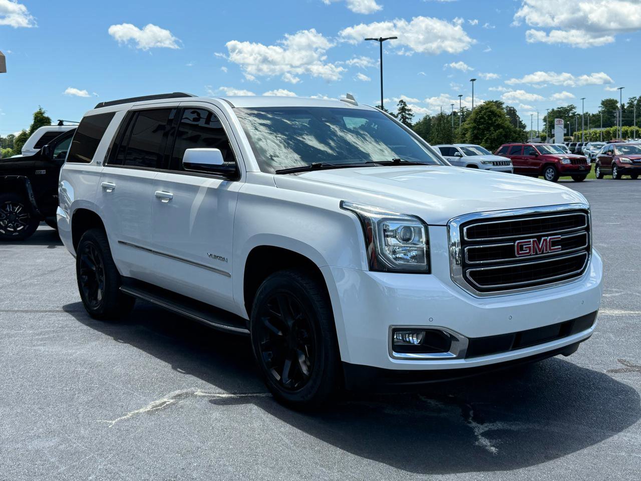 Used 2019 GMC Yukon SLT w/ HD Trailering Package AWD/4WD image 6