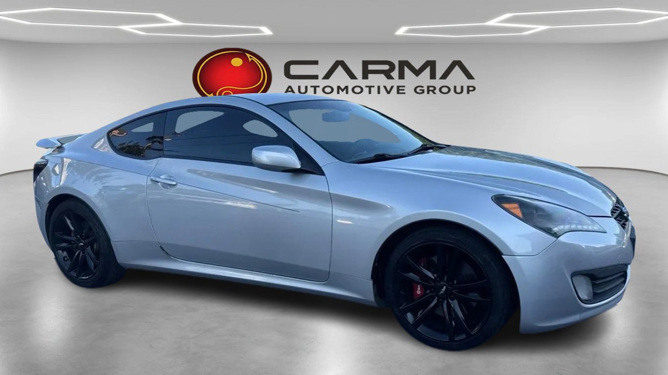 Used 2010 Hyundai Genesis 2.0T RWD image 7