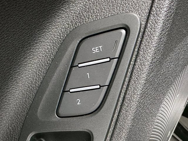 Used 2023 Audi Q3 2.0T Premium w/ Convenience Package AWD/4WD image 19