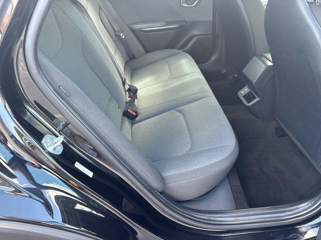 Used 2025 Kia K4 FWD image 27