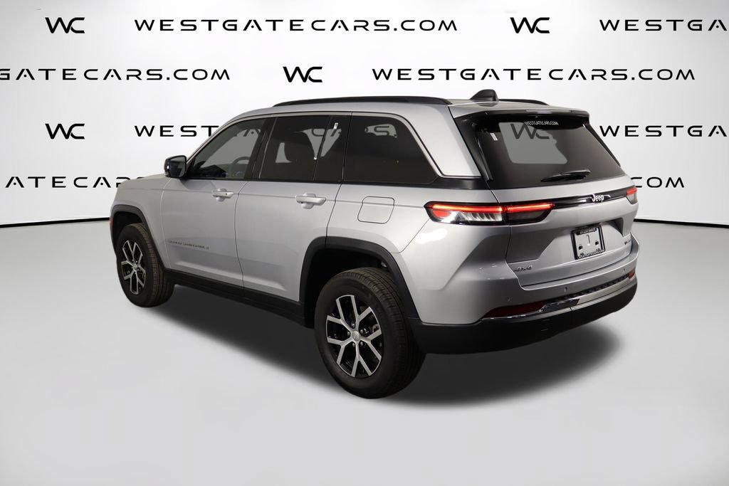 Used 2025 Jeep Grand Cherokee Limited w/ Trailer Tow Package AWD/4WD image 55