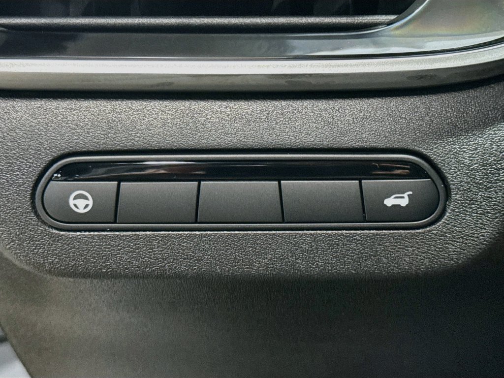 New 2027 INFINITI QX60 Luxe w/ Cargo Package FWD image 10